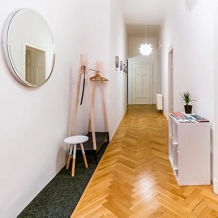 Square Apartmán *